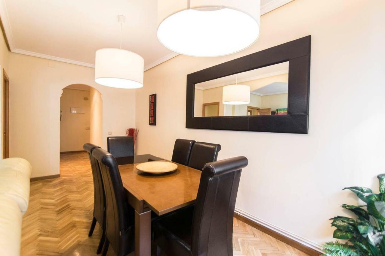 Home & Private Terrace Wifi + Aircon Madrid Luaran gambar