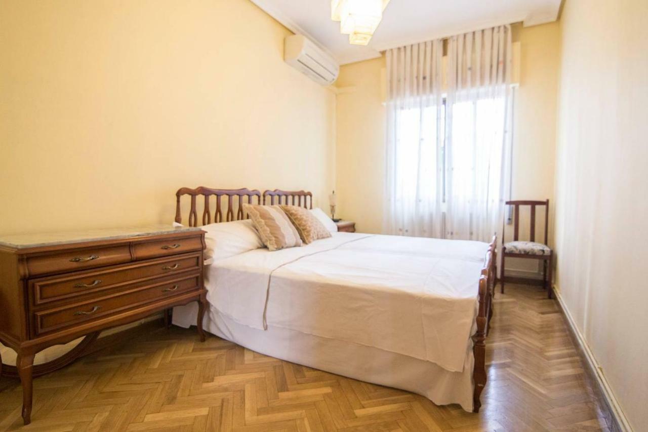 Home & Private Terrace Wifi + Aircon Madrid Luaran gambar