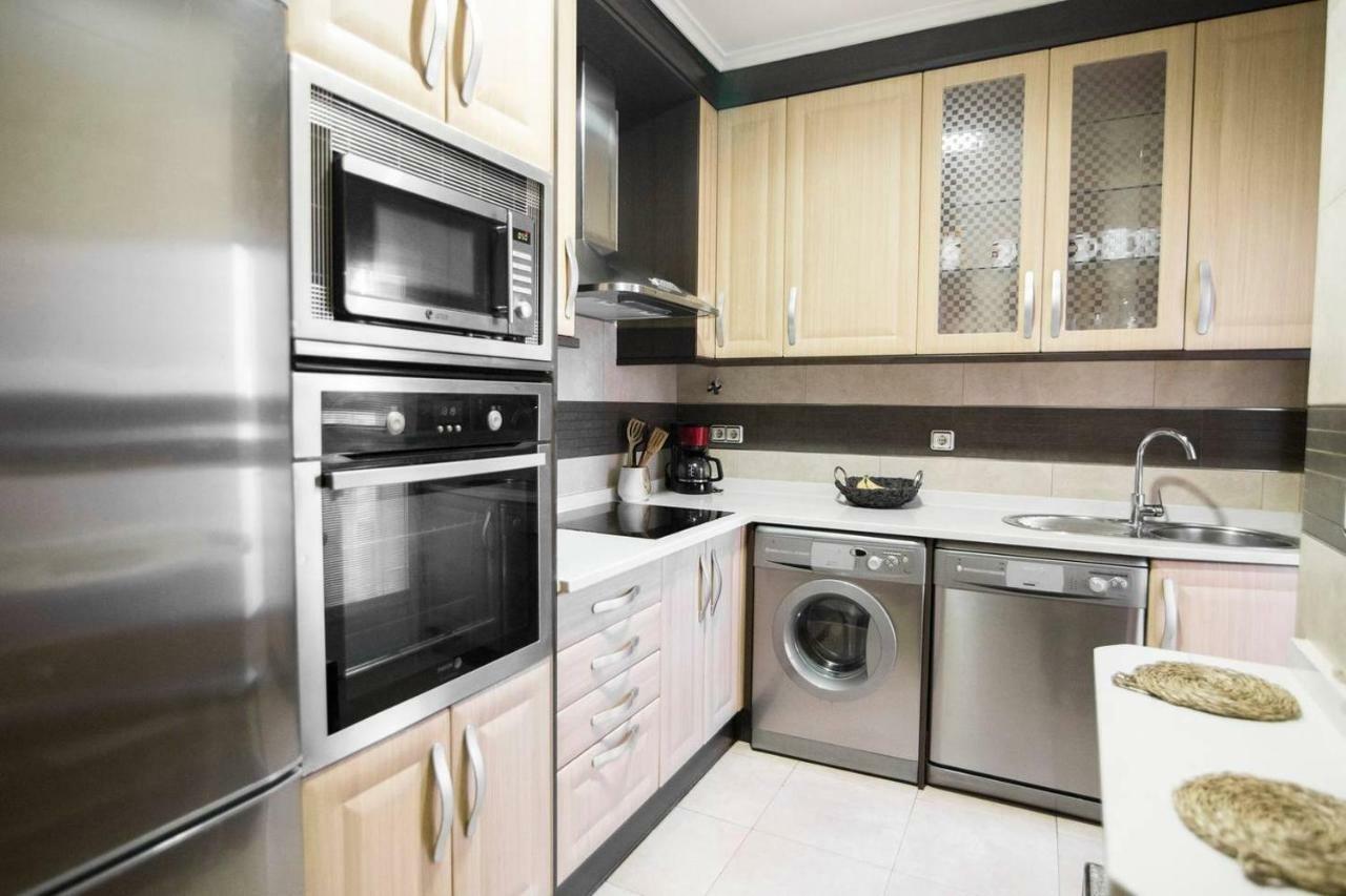 Home & Private Terrace Wifi + Aircon Madrid Luaran gambar
